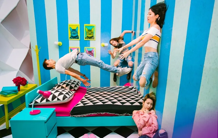 dia-del-niño-2023-happyland-selfieland-min Influencers tomándose fotos.