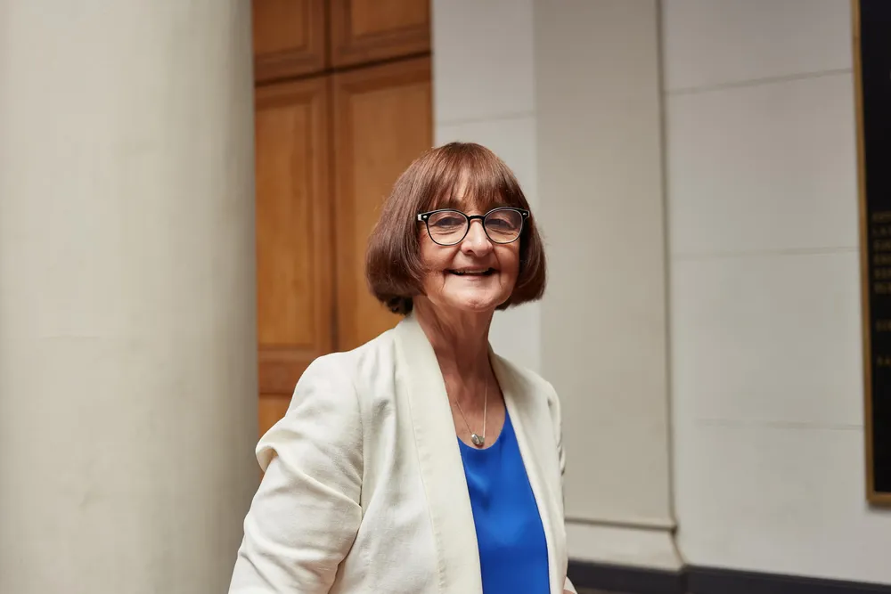 Rosa Davés, rectora de la Universidad de Chile. Extraída de la página web de la institución.