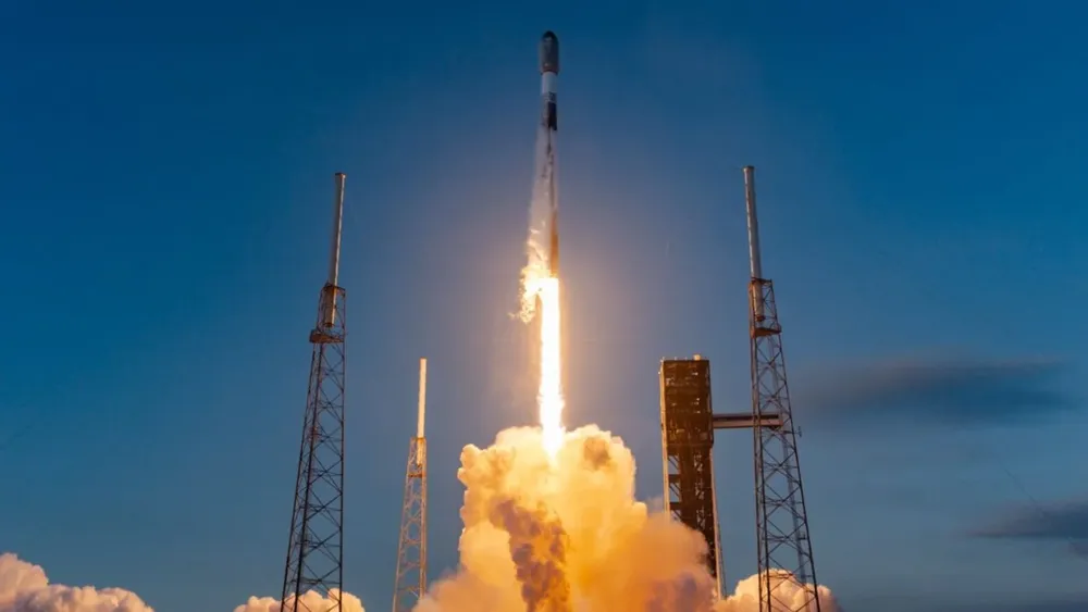 spacex-lanza-mision-starfall-demo