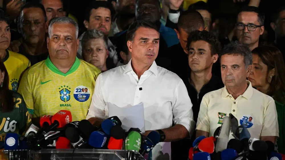 aliados-flavio-bolsonario-victoria-lula-brasil