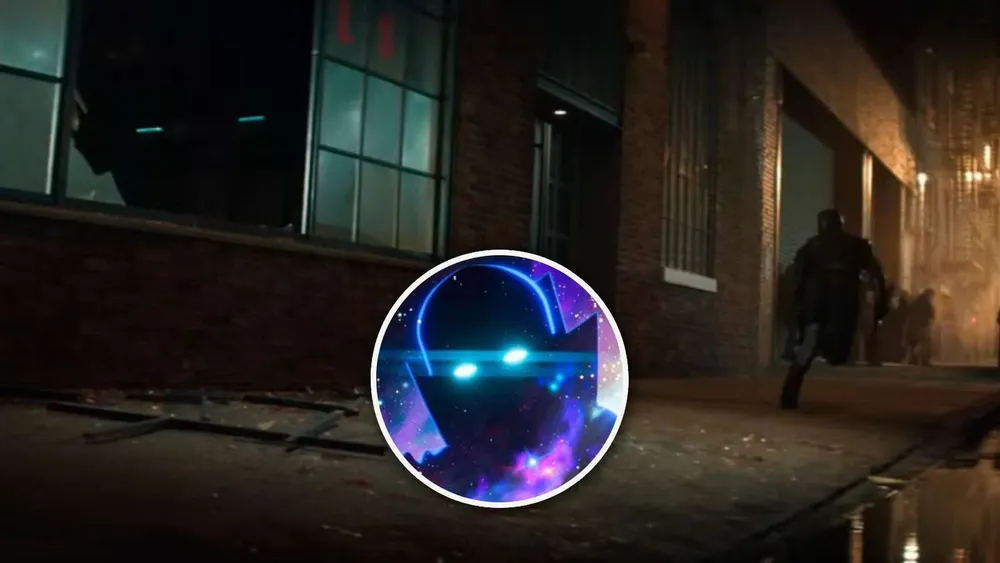 Captura de Daredevil temporada 2 de Marvel y una imagen de The Watcher