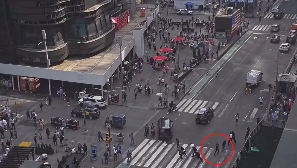 Zona acordonada por la policía tras un tiroteo en Times Square, Nueva York.